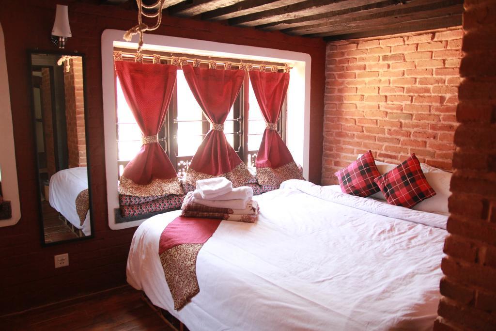 The Life Story Guest House Lalitpur Exteriör bild